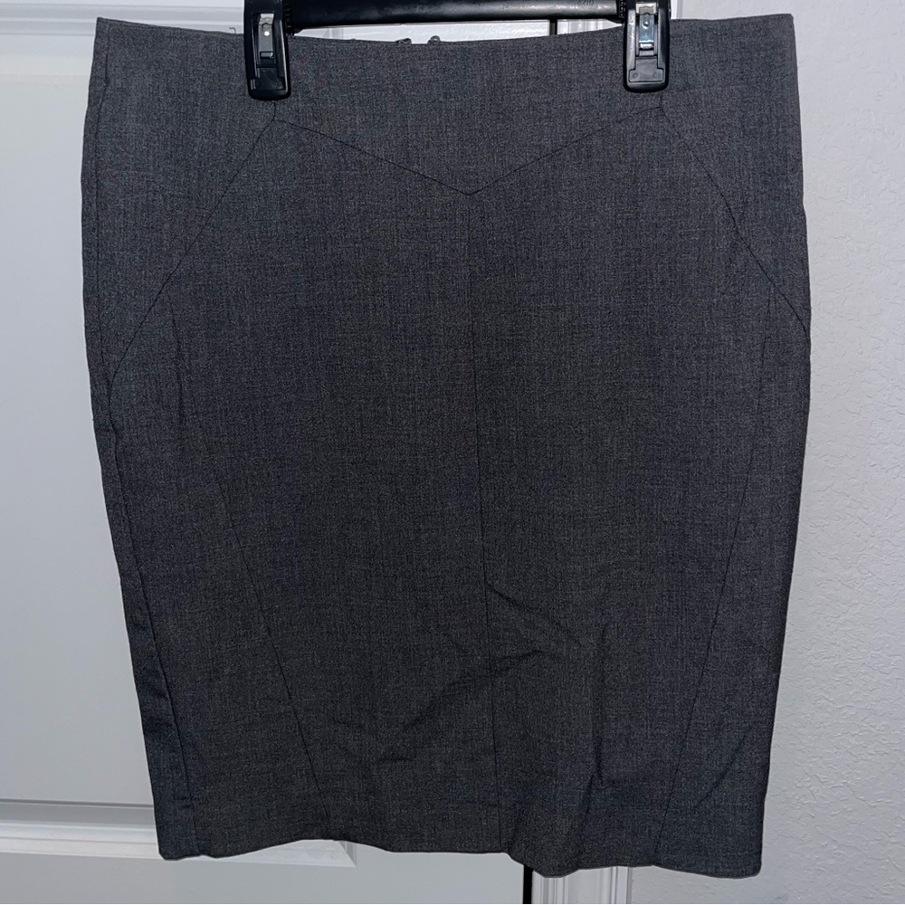 Worthington Pencil Skirt